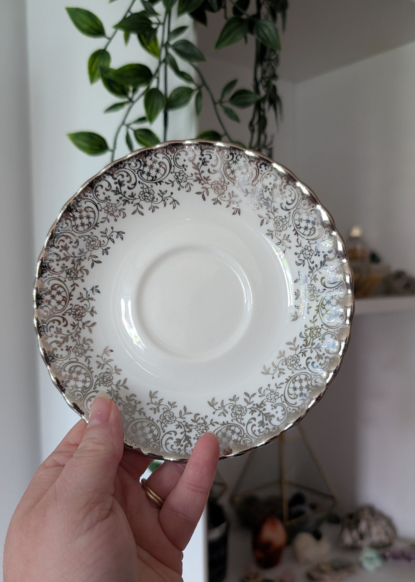 Petite assiette rituel vintage (Céramique) - blanche et argent