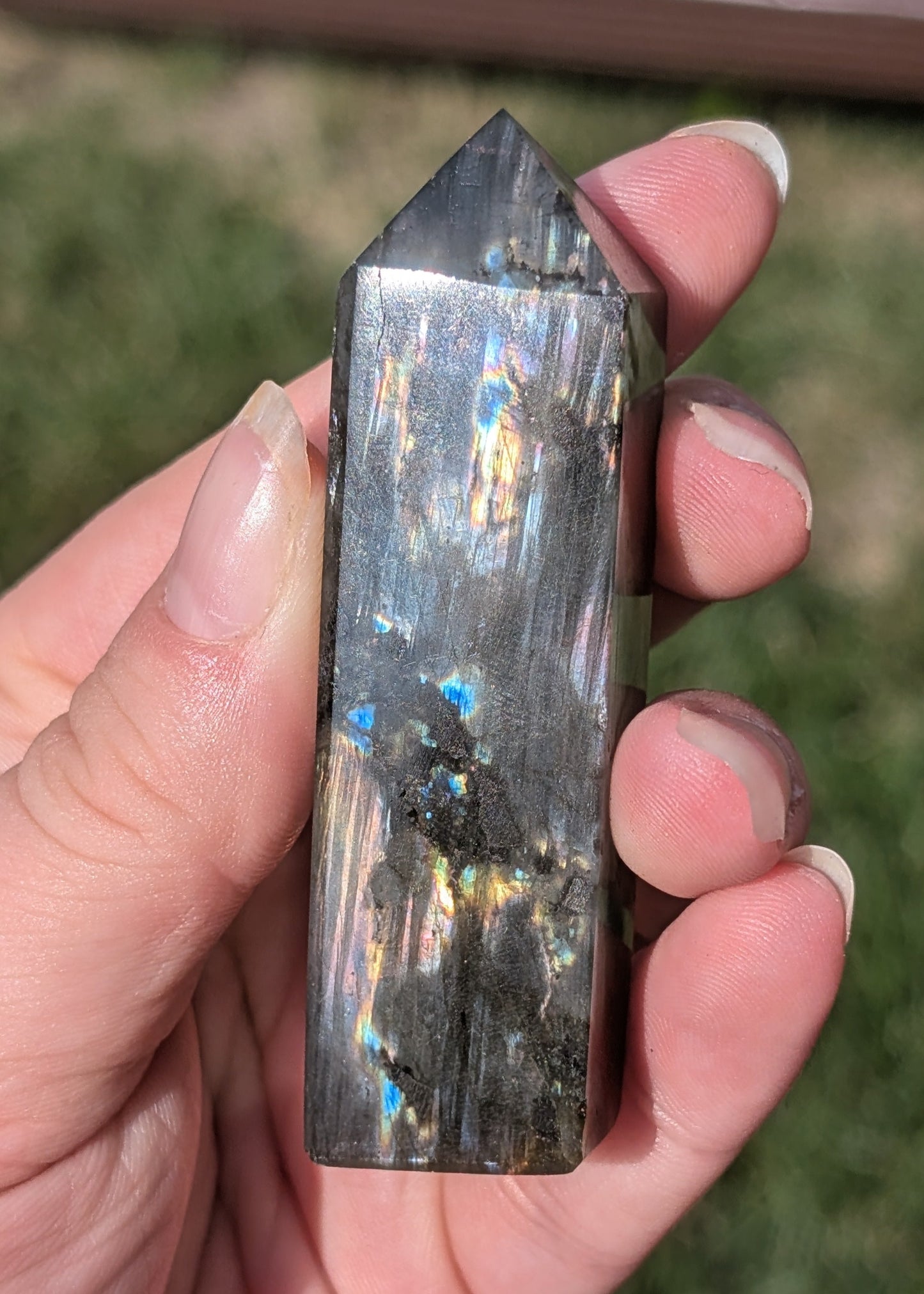 Tour de Labradorite (B)