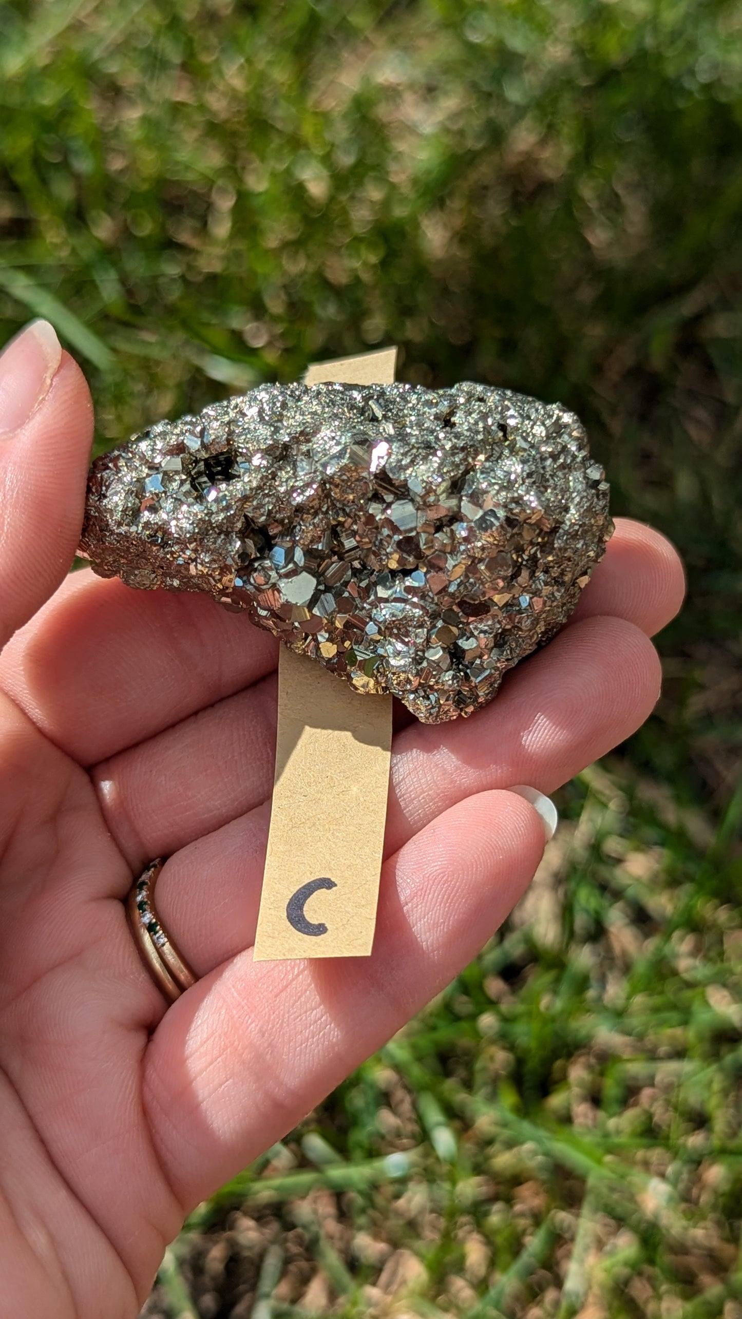 Pyrite specimen - petit