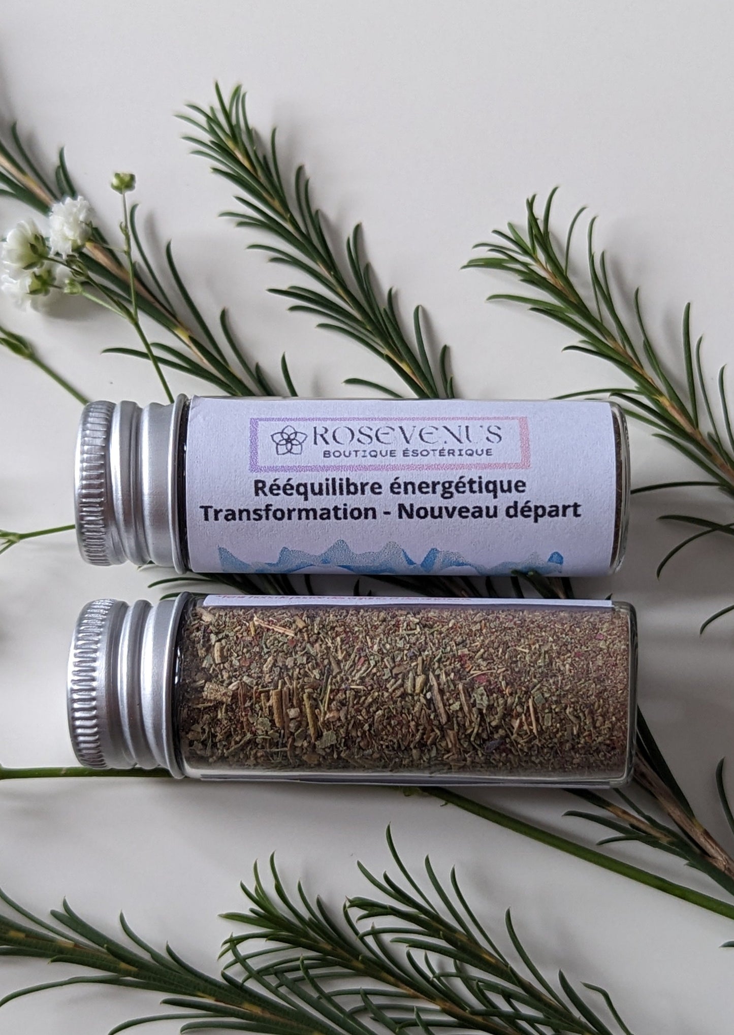 *Mélange d'herbes en poudre - Rééquilibre énergitique, transformation, nouveau départ
