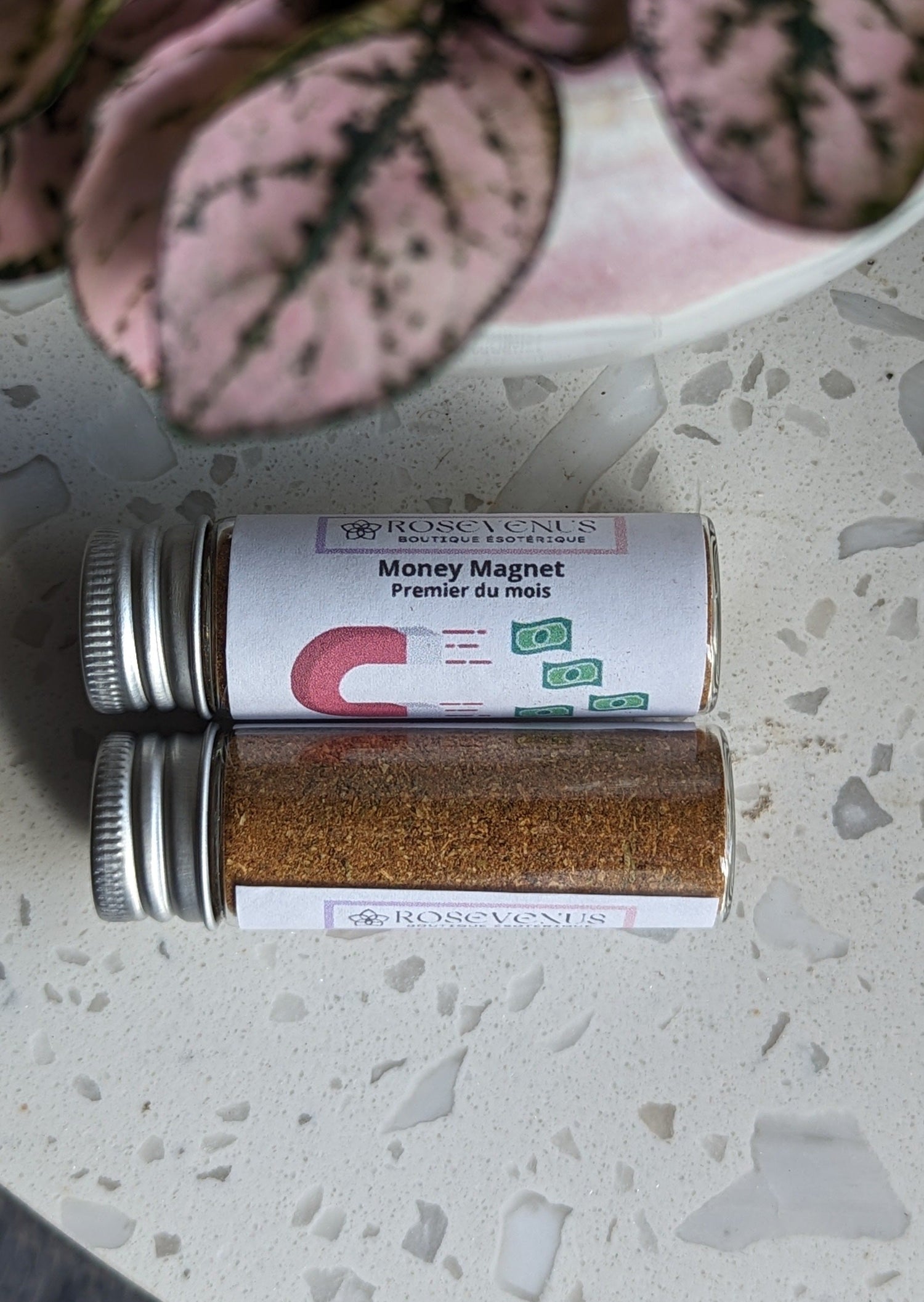 Mélange d’herbes moulues enchanté
