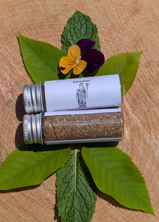 *Mélange d'herbes en poudre - Déméter