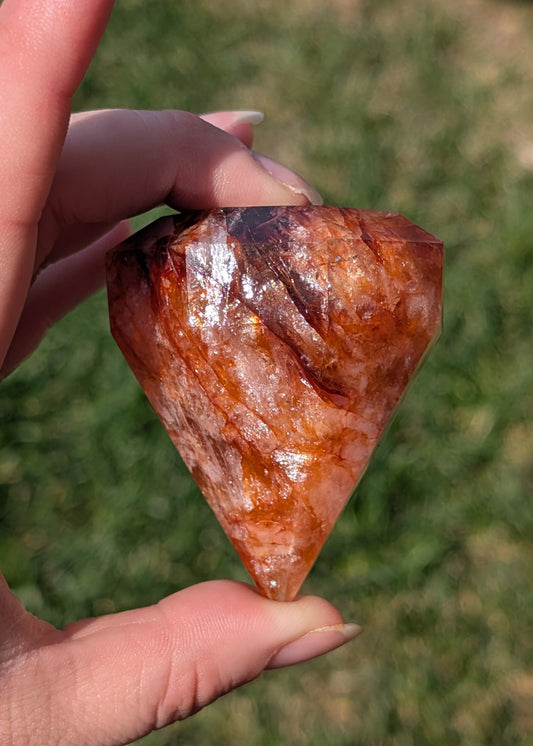 Quartz feu - Diamant (175G)