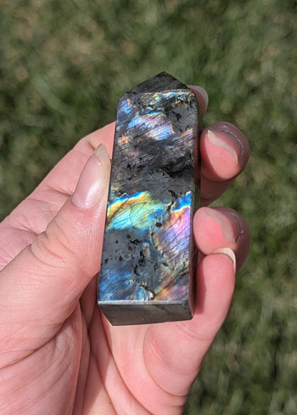 Tour de Labradorite (A)