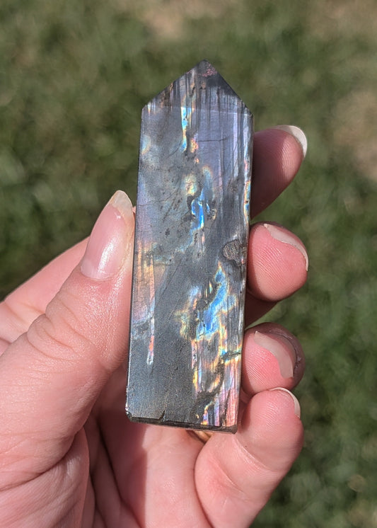 Tour de Labradorite (B)