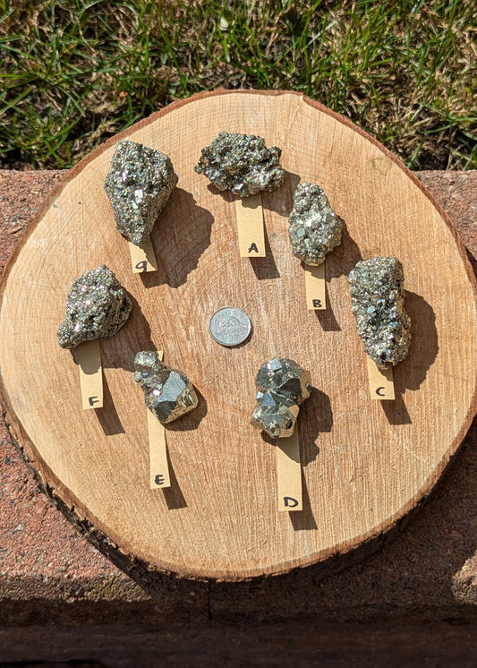 Pyrite specimen - petit