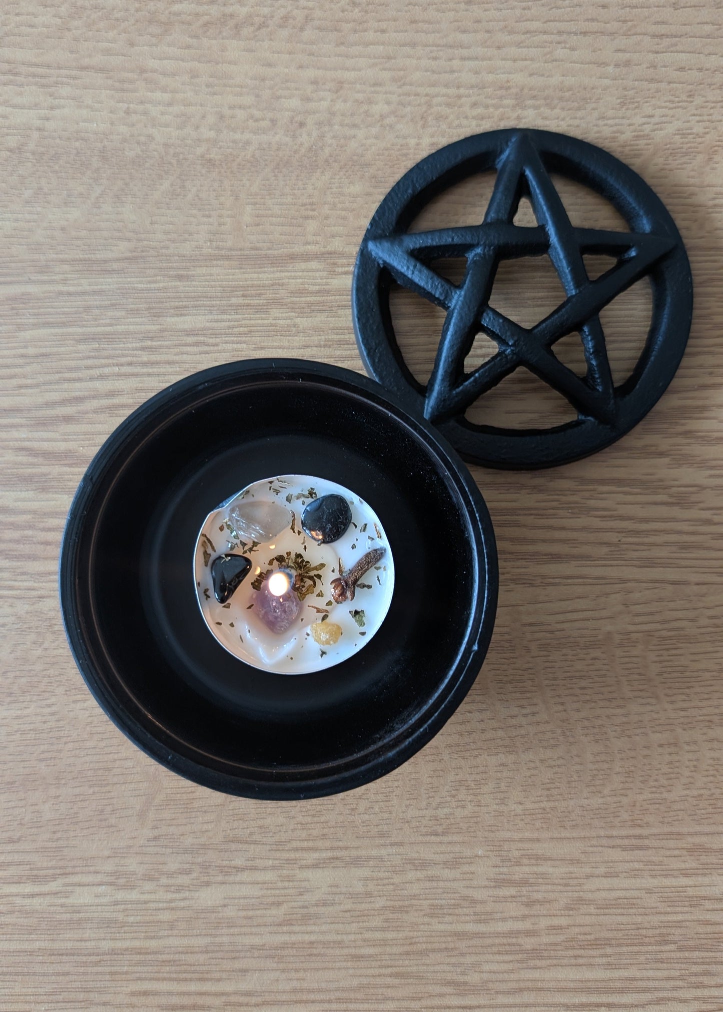 Bol sortilège et porte encens en fonte 3.5'' avec couvercle pentacle